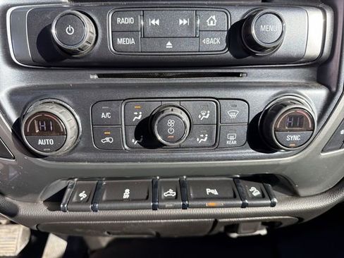 Used 2018 Chevrolet Silverado 1500 LT w/ All Star Edition image 21