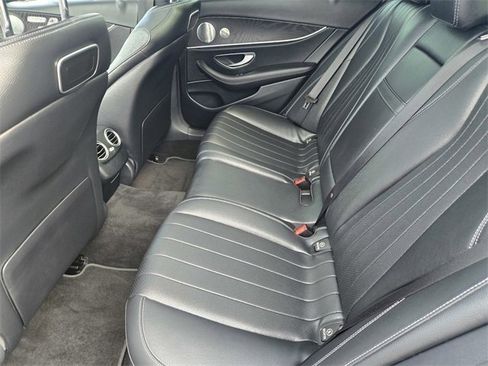 Used 2019 Mercedes-Benz E 300 image 15