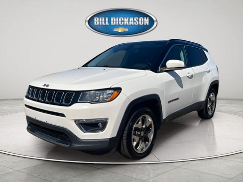 Used 2019 Jeep Compass Limited w/ Safety & Security Group AWD/4WD image 3