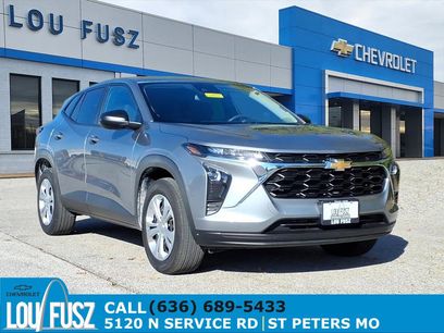 Used 2025 Chevrolet Trax LS