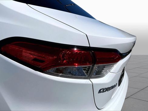 Certified 2022 Toyota Corolla LE w/ LE Convenience Package FWD image 28