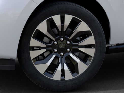 New 2027 Ford Expedition Max Platinum w/ Driver's Package AWD/4WD image 19