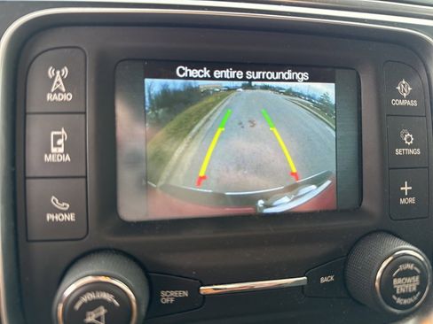 Used 2017 RAM 1500 Outdoorsman image 8