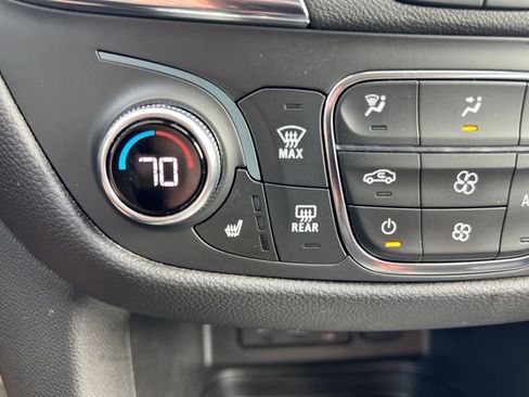 Certified 2024 Chevrolet Equinox LT AWD/4WD image 24