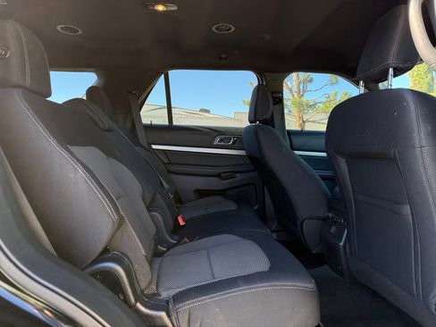 Used 2018 Ford Explorer XLT w/ Equipment Group 201A image 18