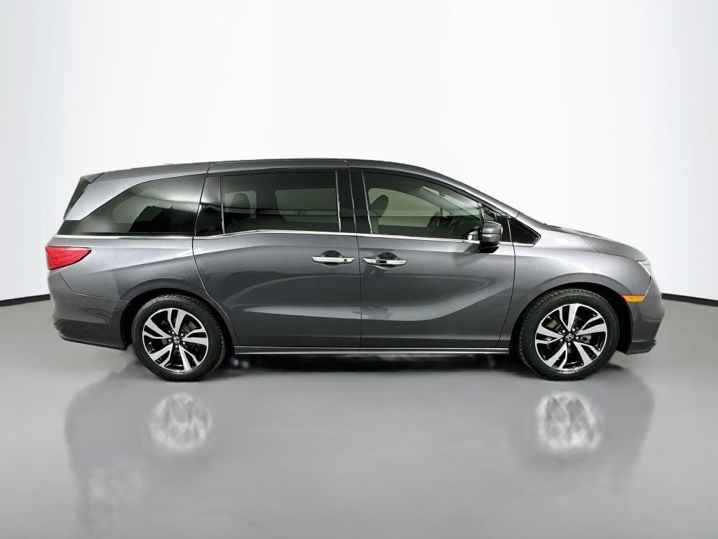 Used 2020 Honda Odyssey Elite image 4