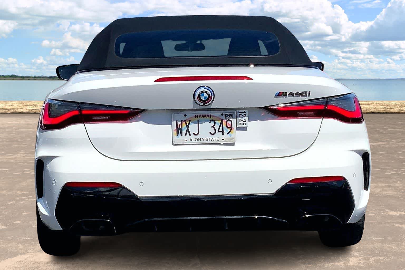 Used 2023 BMW M440i Convertible w/ Premium Package RWD image 5