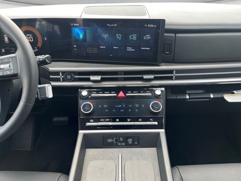 Certified 2026 Hyundai Santa Fe SEL AWD/4WD image 13