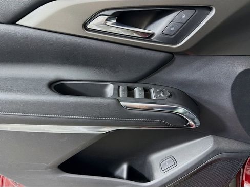 Used 2024 Chevrolet Traverse LT w/ LPO, Floor Liner Package image 18