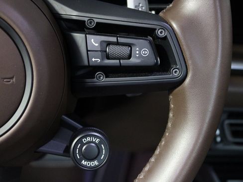 Used 2024 Porsche 911 Carrera S image 21