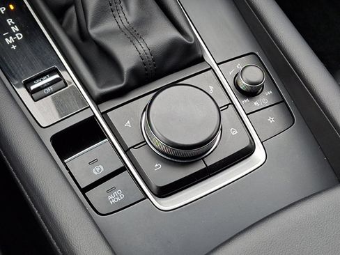 Certified 2023 MAZDA MAZDA3 s image 24