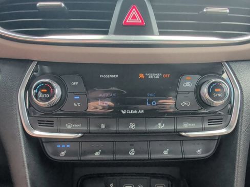 Used 2020 Hyundai Santa Fe Limited FWD image 25