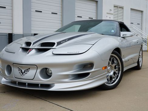 Used 2000 Pontiac Firebird Formula w/ Security Pkg image 3