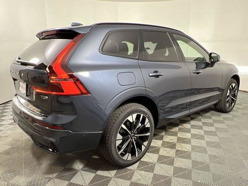 Used 2026 Volvo XC60 T8 Plus w/ Protection Package Premier AWD/4WD image 8