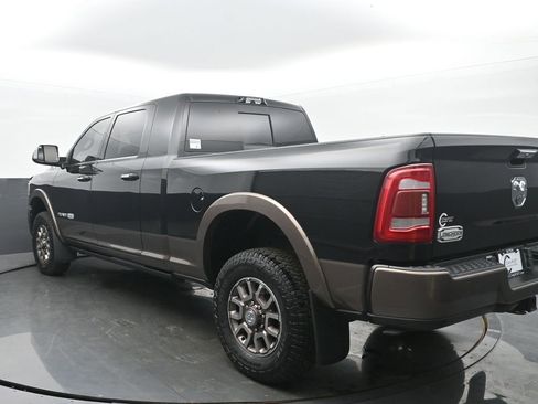 Used 2022 RAM 3500 Limited AWD/4WD image 4