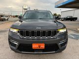 Used 2022 Jeep Grand Cherokee Limited image 2