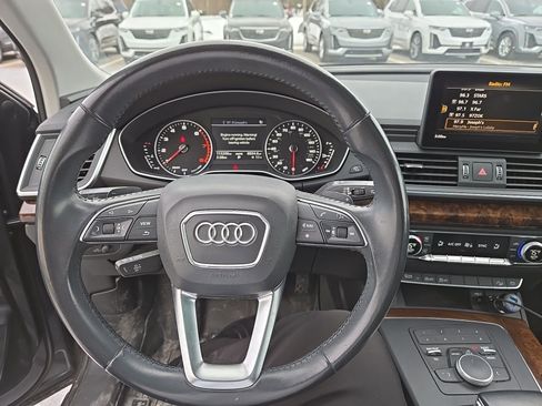 Used 2018 Audi Q5 2.0T Premium w/ Convenience Package image 9