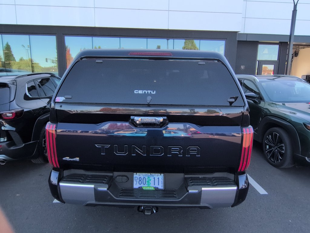 Used 2023 Toyota Tundra Limited AWD/4WD image 5
