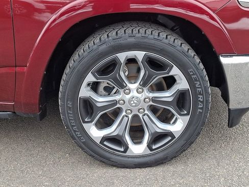 Used 2019 RAM 1500 Limited w/ Advanced Safety Group image 8