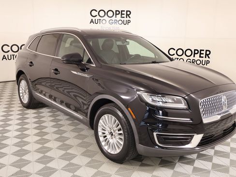 Used 2020 Lincoln Nautilus FWD image 1
