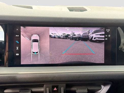 Used 2024 Porsche Cayenne image 34