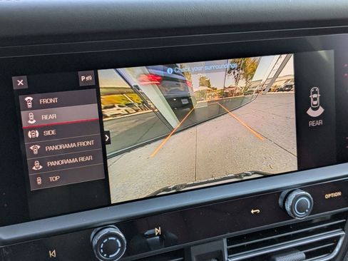 New 2026 Porsche Macan image 19