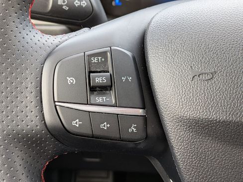 Certified 2025 Ford Escape ST-Line w/ Equipment Group 301A image 25