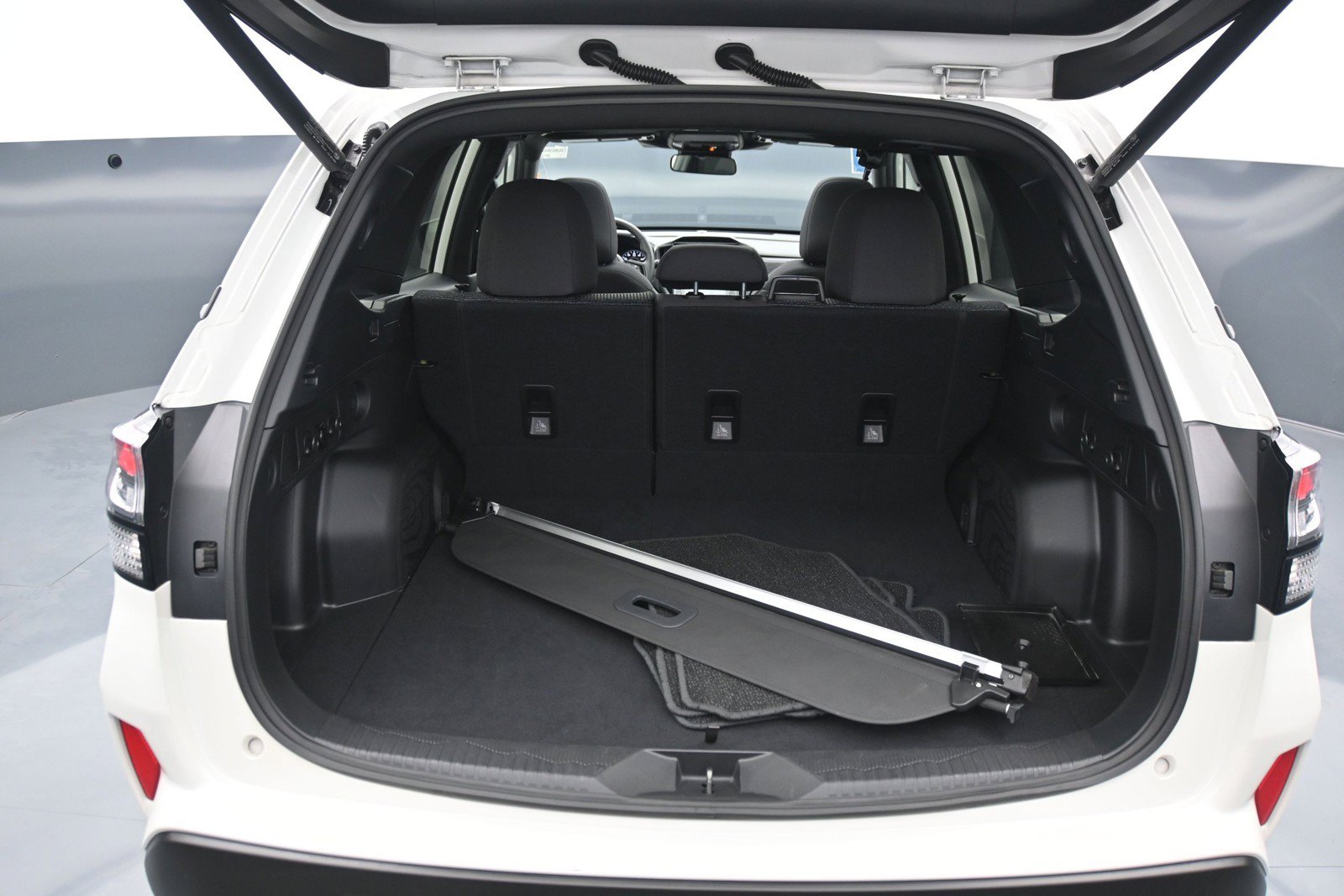 Used 2025 Subaru Forester Premium AWD/4WD image 15