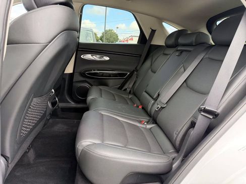 Certified 2025 Genesis GV70 2.5T AWD/4WD image 13