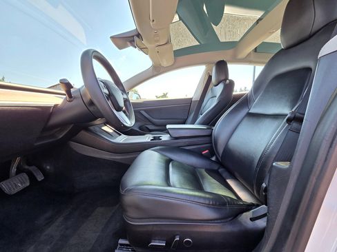 Used 2021 Tesla Model 3 Standard Range Plus RWD image 23