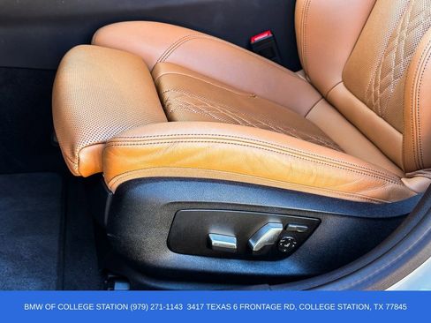 Used 2021 BMW 530i w/ Convenience Package image 12