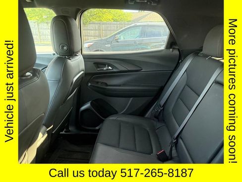 Used 2021 Chevrolet TrailBlazer RS w/ Sun and Liftgate Package AWD/4WD image 4