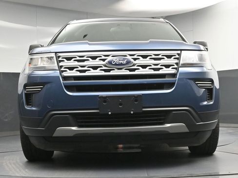 Used 2018 Ford Explorer XLT AWD/4WD image 23