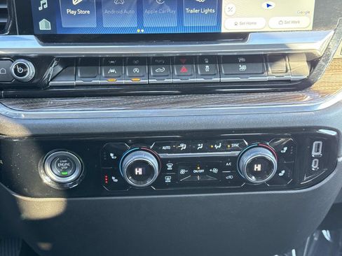 Used 2023 Chevrolet Silverado 1500 LT image 5