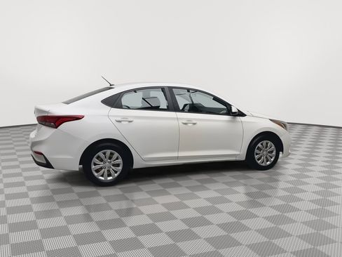 Used 2020 Hyundai Accent SE FWD image 30