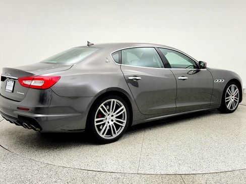 Used 2017 Maserati Quattroporte S GranSport Q4 AWD/4WD image 5