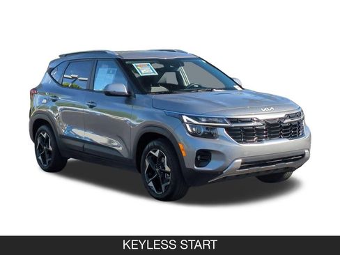 Used 2025 Kia Seltos S FWD image 2