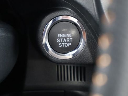 Used 2025 Subaru Forester Touring image 39