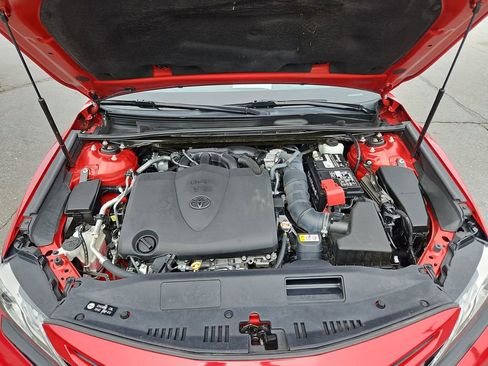 Used 2019 Toyota Camry XSE image 36