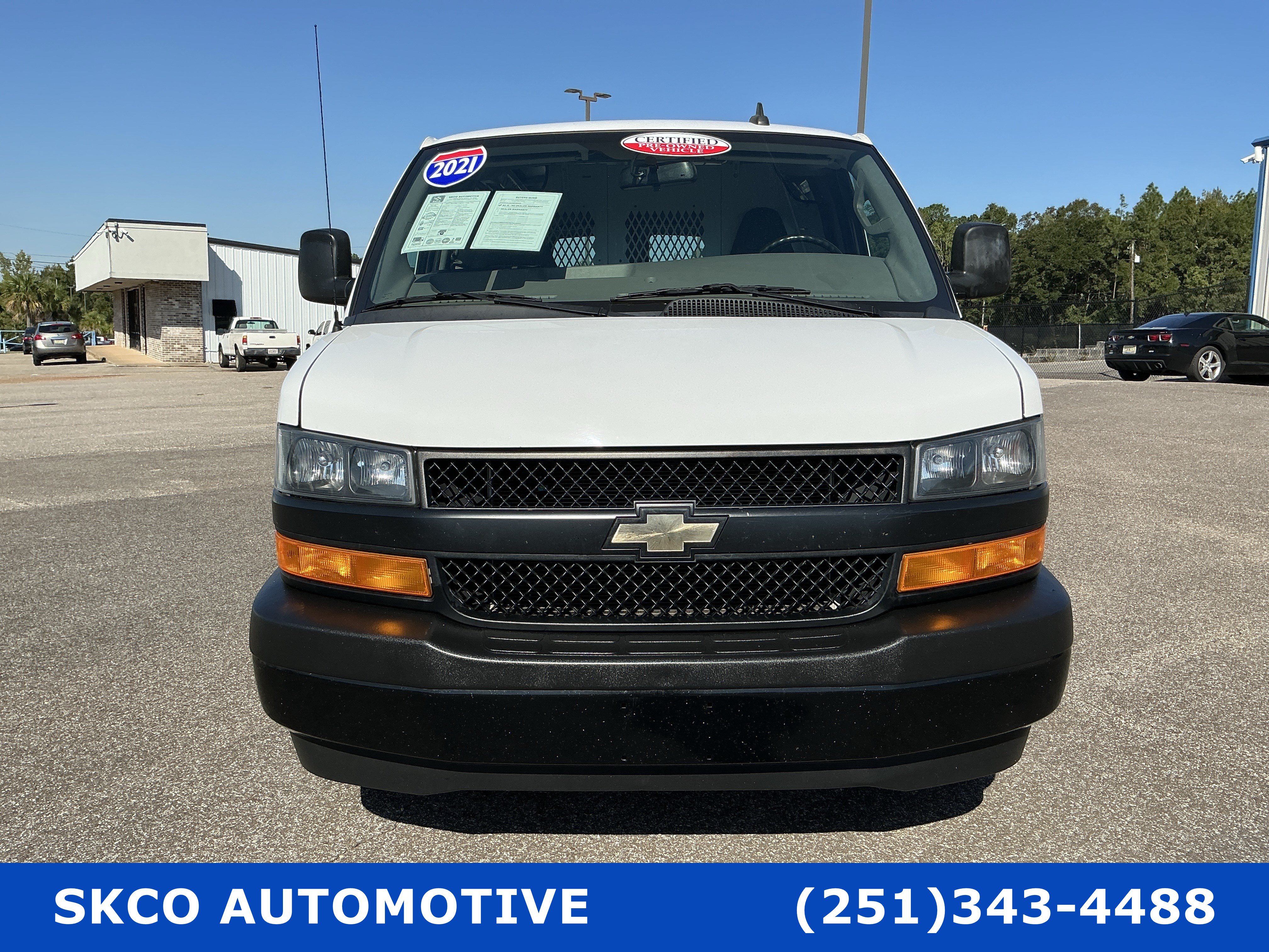 Used 2021 Chevrolet Express 2500 Extended w/ Driver Convenience Package RWD image 8