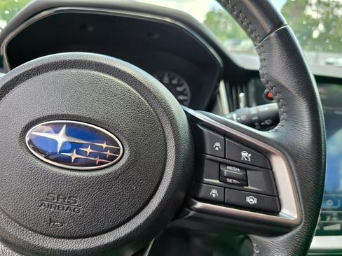 Used 2024 Subaru Outback Premium AWD/4WD image 19