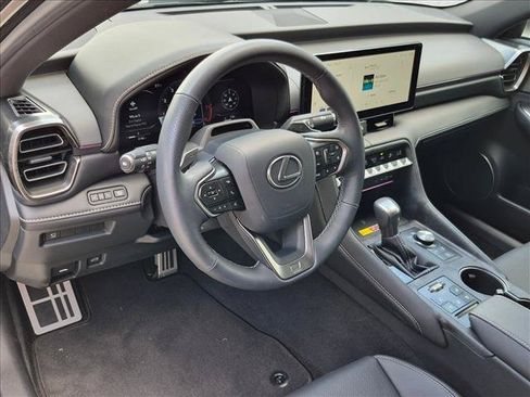 Used 2026 Lexus IS 350 F Sport w/ Technology Package RWD image 10
