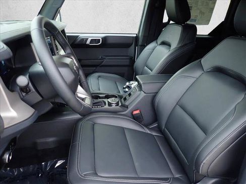 New 2026 Ford Bronco Outer Banks AWD/4WD image 11