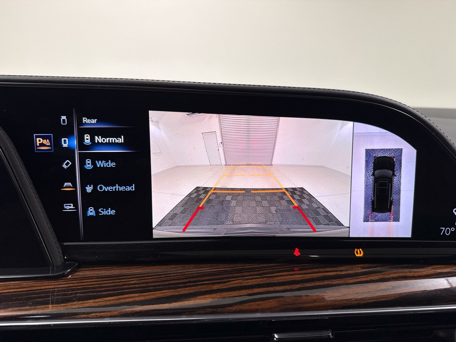 Used 2021 Cadillac Escalade ESV Premium Luxury AWD/4WD image 19