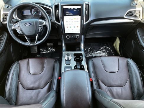 Used 2021 Ford Edge Titanium w/ Equipment Group 301A image 8