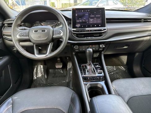 Used 2023 Jeep Compass Trailhawk AWD/4WD image 16