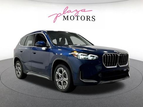 Certified 2025 BMW X1 xDrive28i w/ Premium Package AWD/4WD image 4