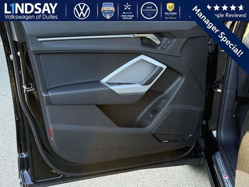 Used 2023 Audi Q3 2.0T Premium Plus w/ Premium Plus Package image 8