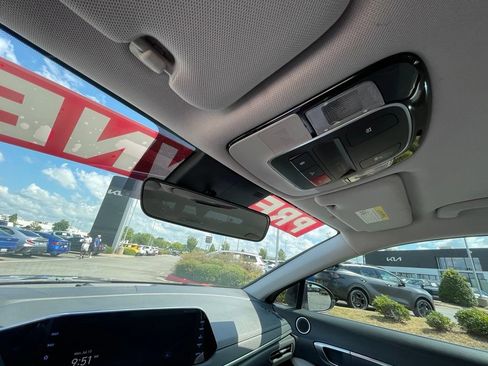 Used 2023 Hyundai Sonata SEL FWD image 21