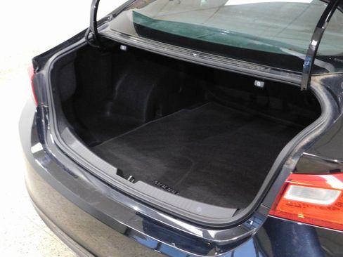 Used 2016 Chevrolet Malibu Premier w/ Driver Confidence Package II image 72